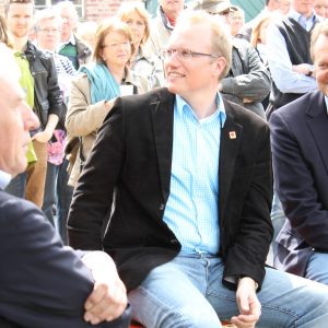 Jochen Ott (mitte) mit OB Jürgen Roters und MdB Martin Dörmann (rechts), Heidetag 2013