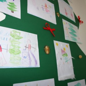 Ausstellung "Kinder malen Weihnachten"